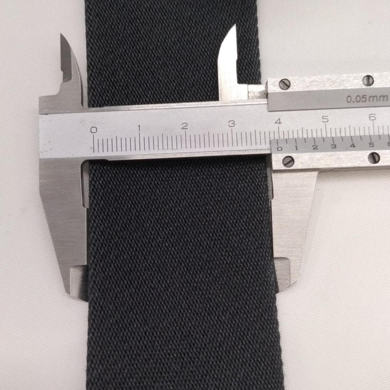 Track Crossbody C9839 11