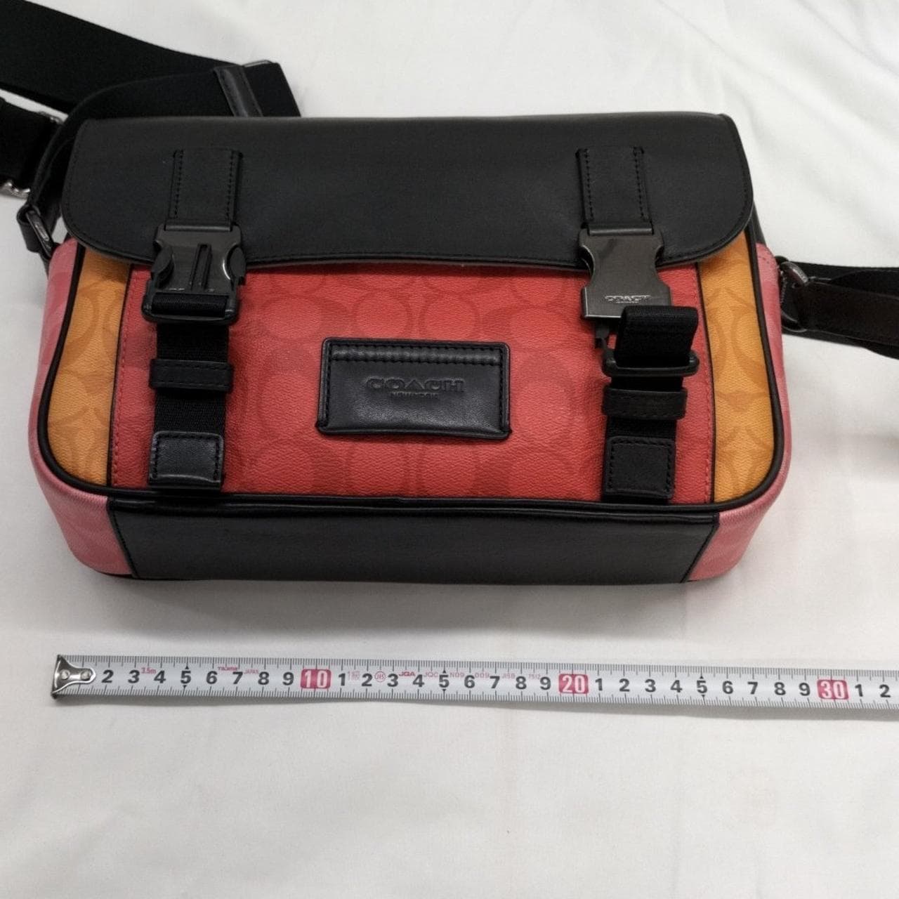 Track Crossbody C9839 12