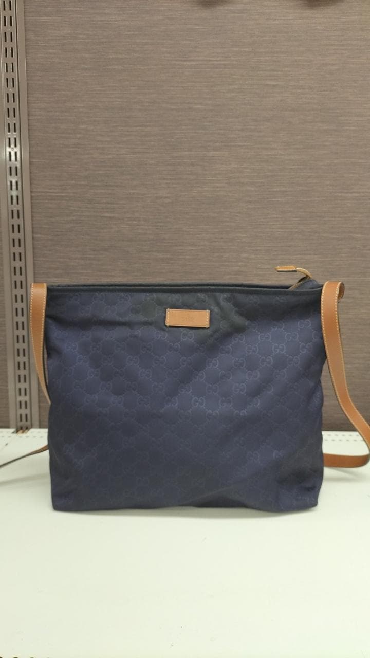 GG Nylon Shoulder Bag 308840