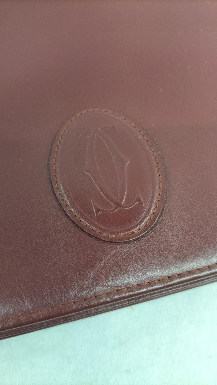 It seems that the second bag can be used as unisex. 10