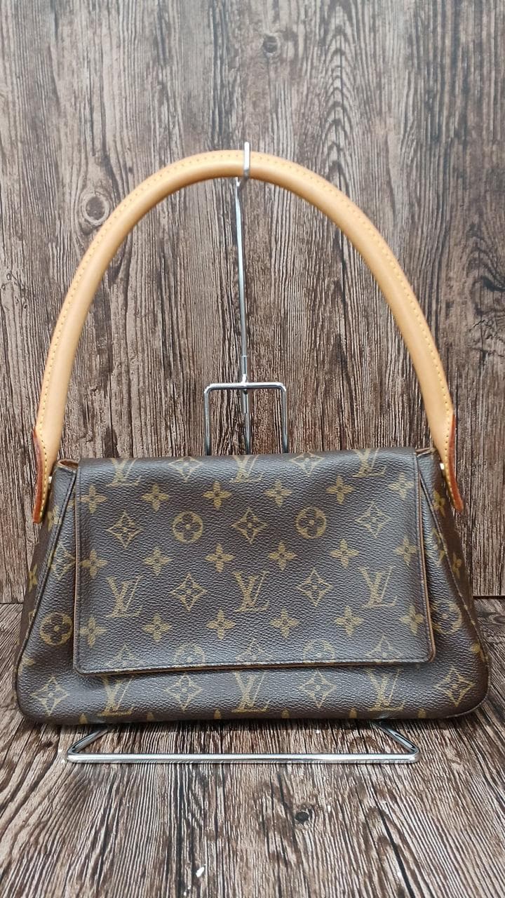 Mini Looping LOUIS VUITTON M51147