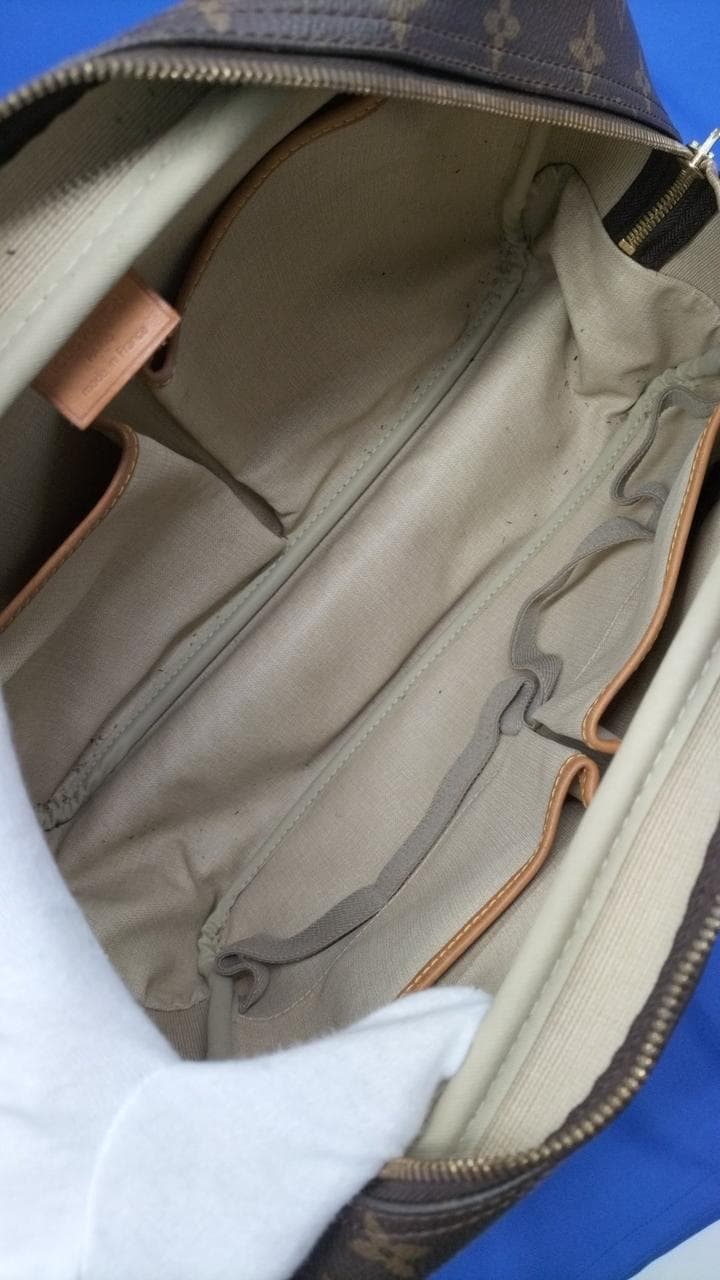 Deauville Handbag M47270 9