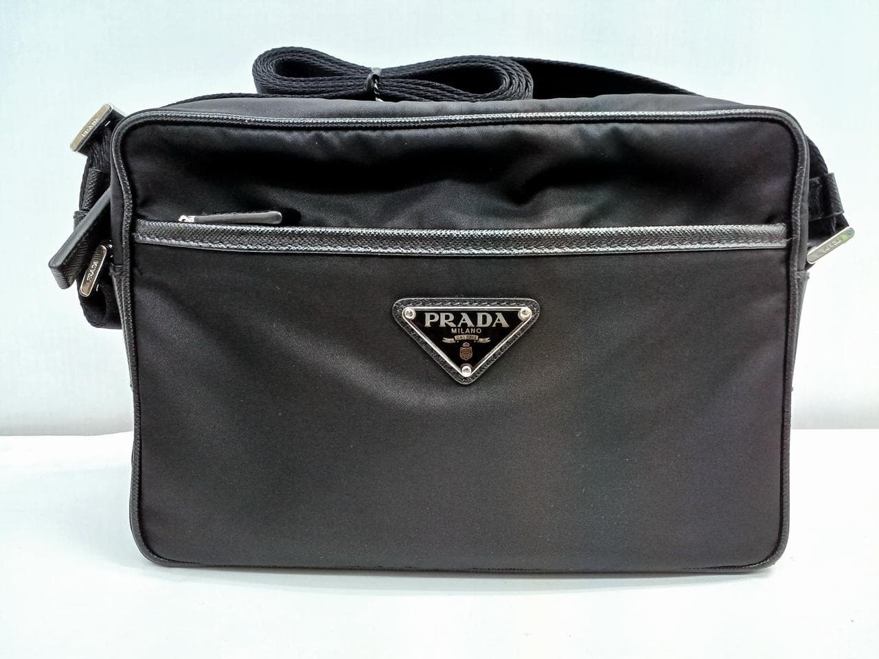 Shoulder Bag BLK 2VH048 2