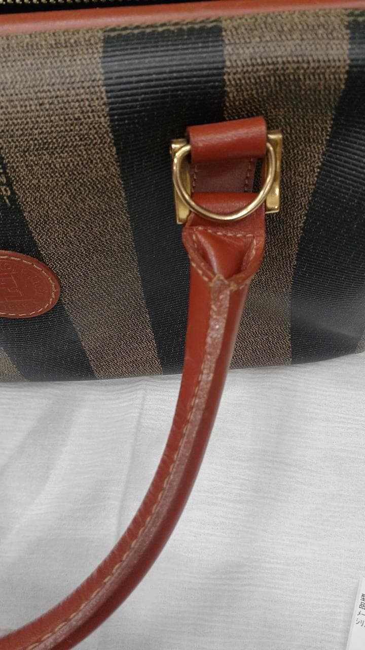 Handbag with pecan pattern 14