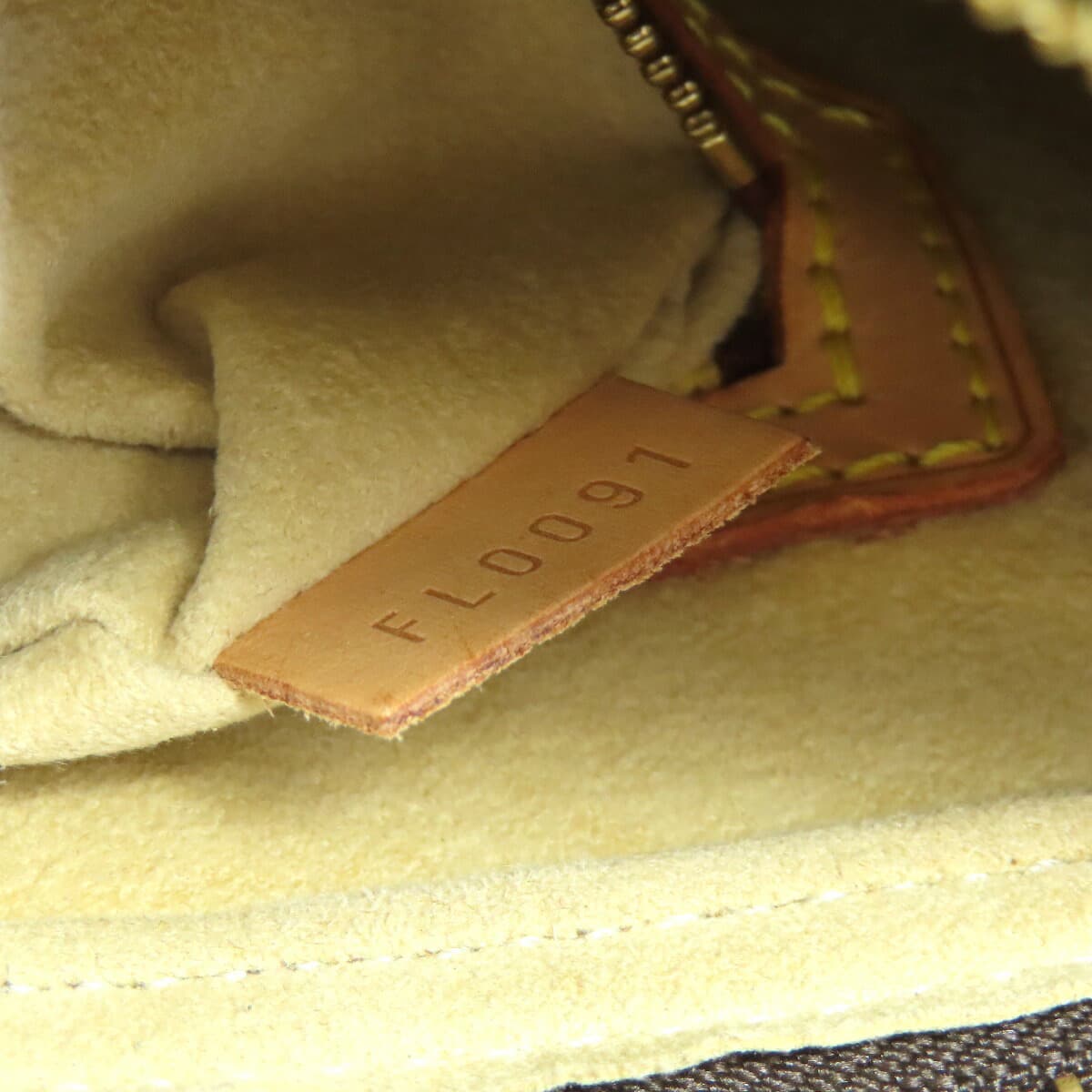 Louis Vuitton M51146 Looping MM Shoulder Bag Monogram Canvas for Women [Used] [LOUIS VUITTON] M51146 7