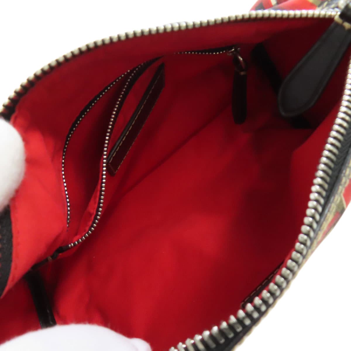 Burberry Nova Check Graffiti Print Shoulder Bag Nylon Material Ladies [Used] [BURBERRY] 5