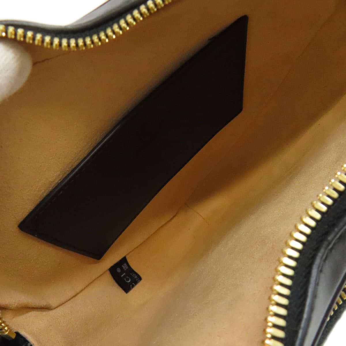 Gucci 751628 Interlocking G Heart Shoulder Bag Calf Leather for Women [Used] [GUCCI] 751628 5