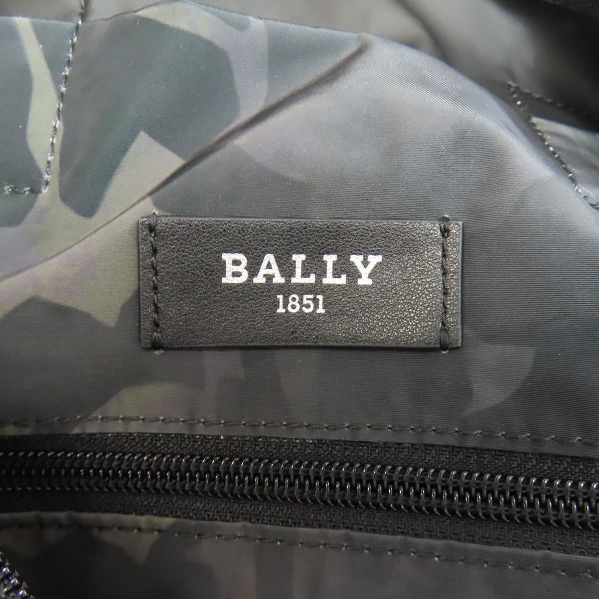 Bally camouflage pattern eco bag tote bag nylon material ladies [Used] [BALLY] 6