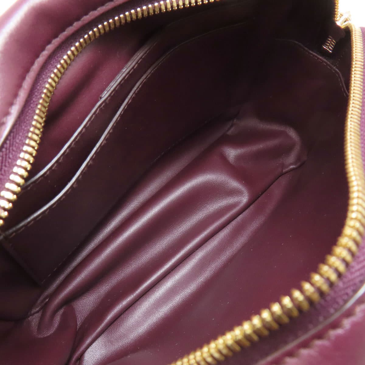 Salvatore Ferragamo Gancini Hardware Shoulder Bag Leather Ladies [Used] [Salvatore Ferragamo] 5