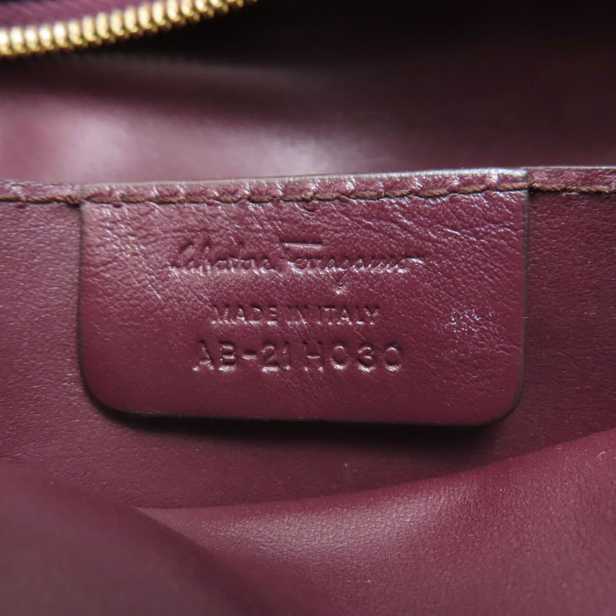 Salvatore Ferragamo Gancini Hardware Shoulder Bag Leather Ladies [Used] [Salvatore Ferragamo] 6