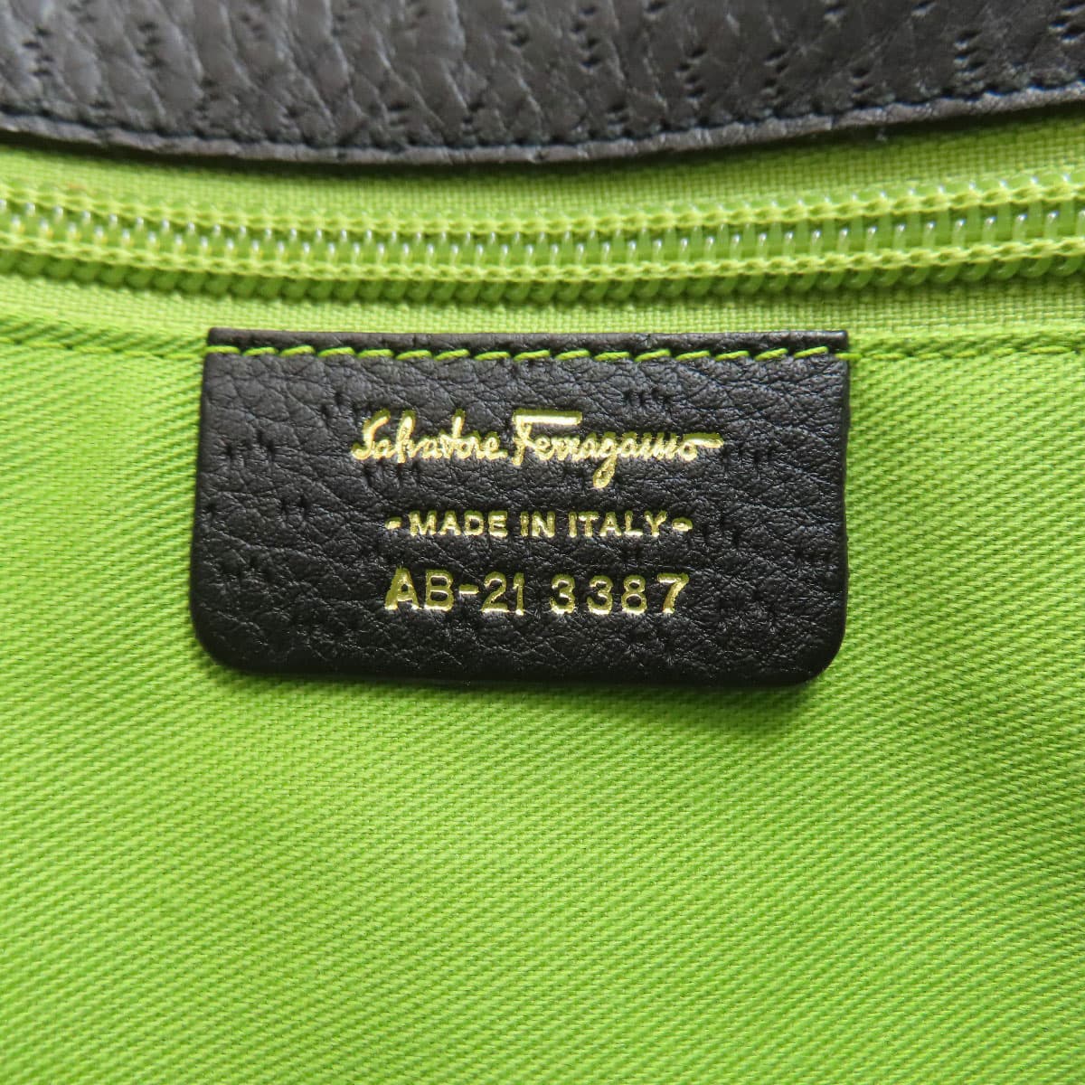 Salvatore Ferragamo Gancini hardware handbag calf leather for ladies [Used] [Salvatore Ferragamo] 6