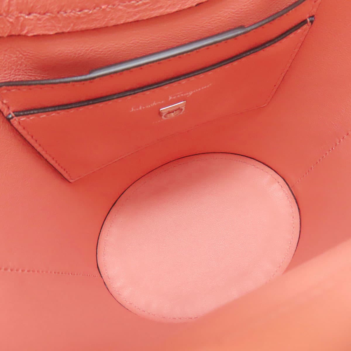 Salvatore Ferragamo Trifolio Gancini Hardware Handbag Leather Women's [Used] [Salvatore Ferragamo] 5