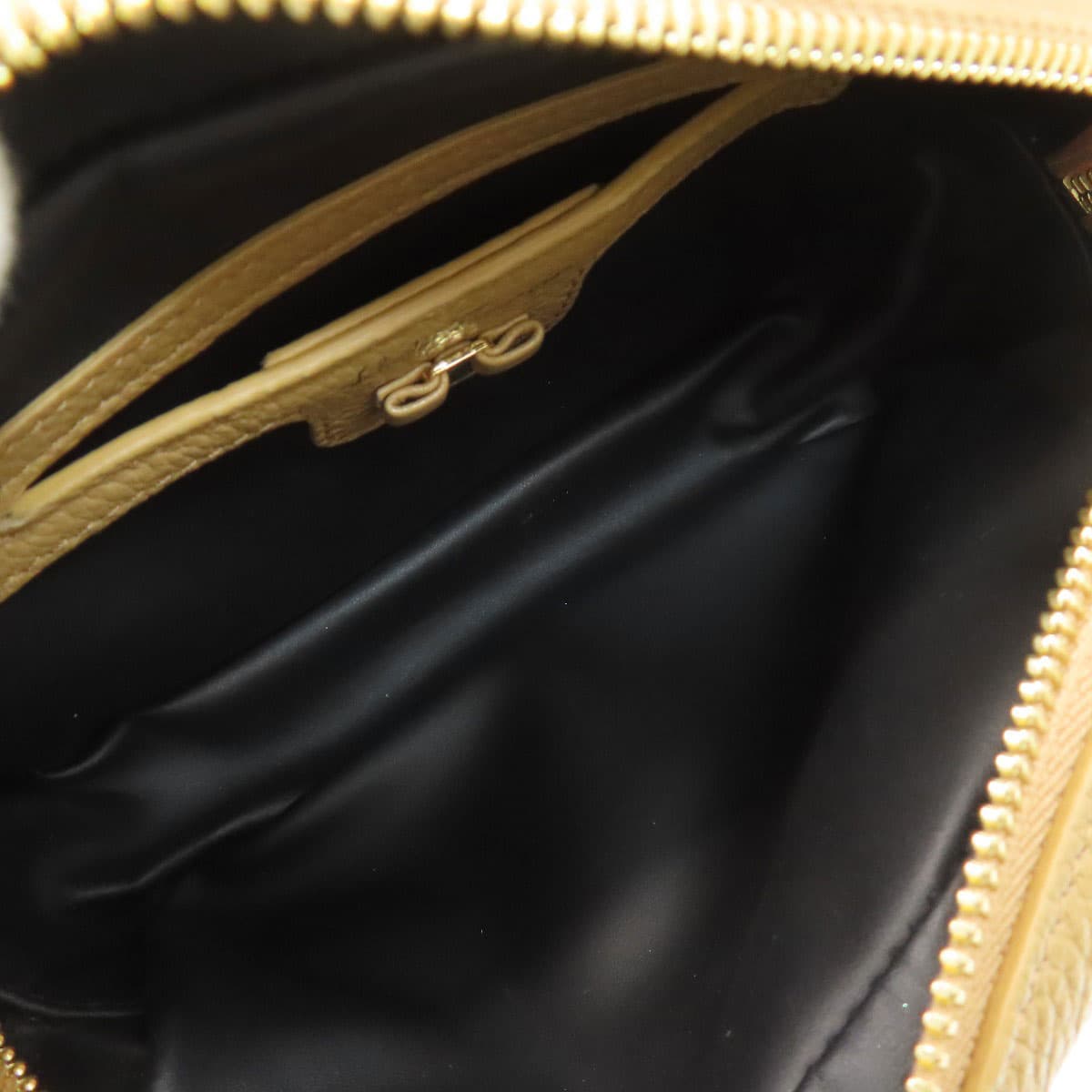 Salvatore Ferragamo Vara Ribbon Shoulder Bag Leather Ladies [Used] [Salvatore Ferragamo] 5