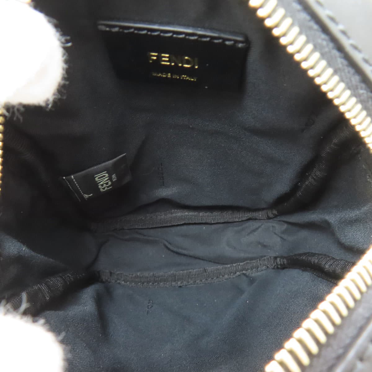 Fendi Calligraphy Studs Shoulder Bag Leather Women's [Used] [FENDI] 5