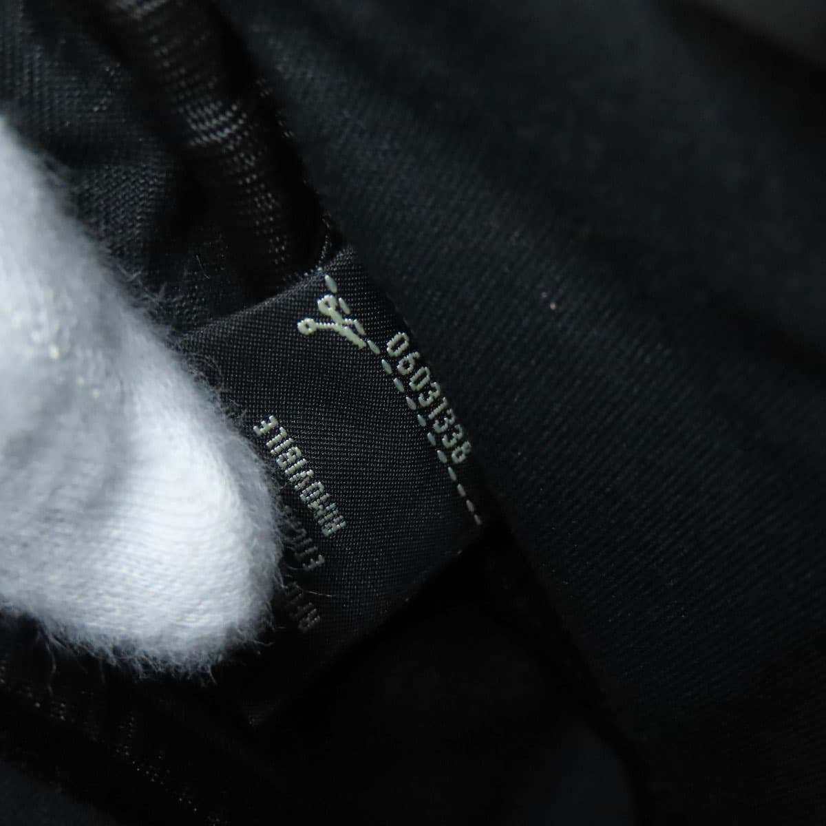 Fendi Calligraphy Studs Shoulder Bag Leather Women's [Used] [FENDI] 8