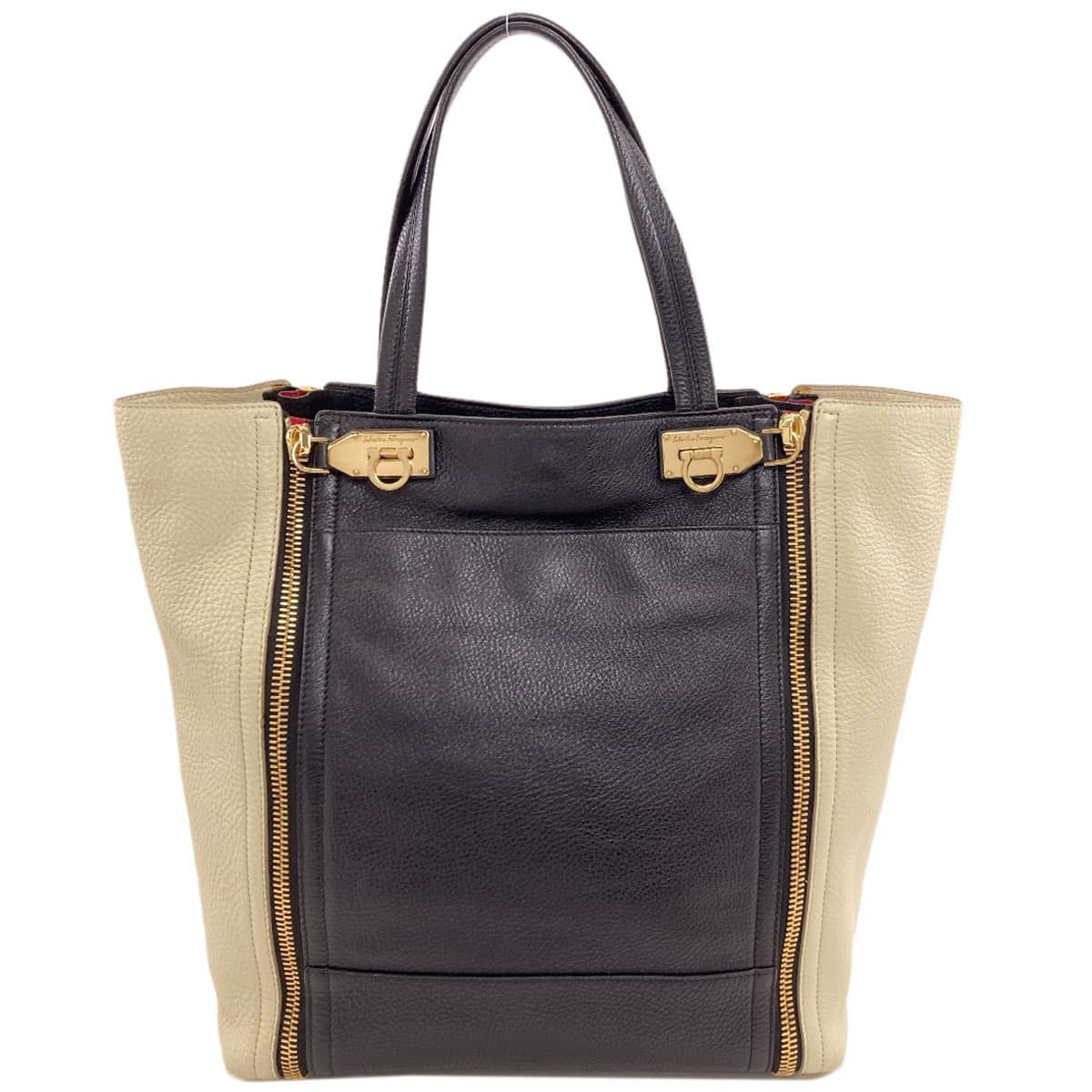 Salvatore Ferragamo Gancini Hardware Handbag Leather Ladies [Used] [Salvatore Ferragamo]