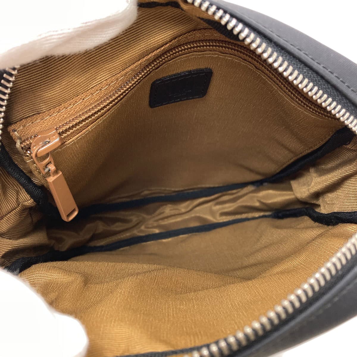 Dunhill Logo Shoulder Bag Nylon Material Men's [Used] [Dunhill] 5