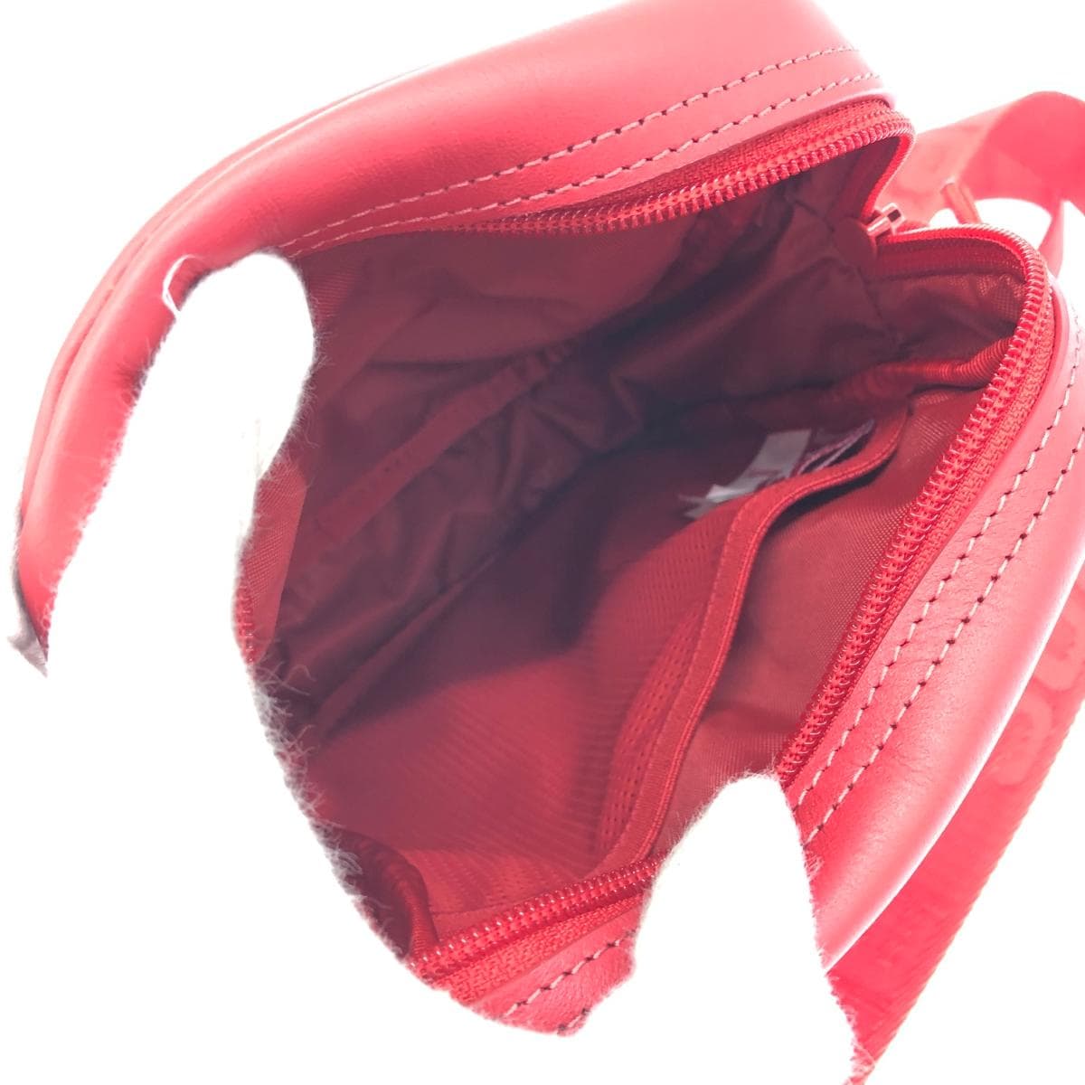SUPREME shoulder bag in good condition, red leather, 23AW, unisex, crossbody bag 5