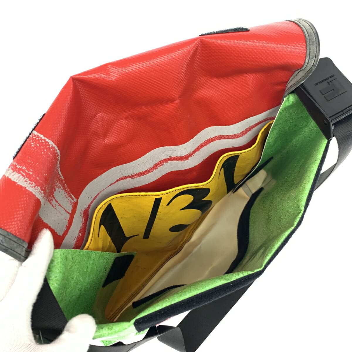 FREITAG F12 DRAGNET Shoulder Bag Unused Item Red × Green Recycled Material Messenger Men's Dragnet 4