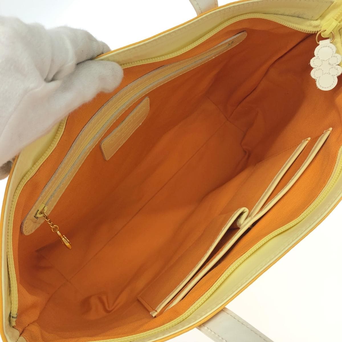 Kitamura Disney Tote Bag Yellow Leather Women's bag 4