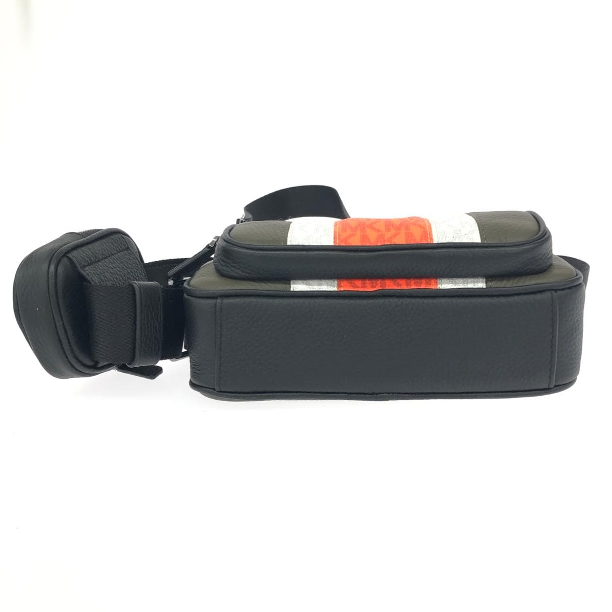 MICHAEL KORS Hudson Shoulder Bag in good condition, Black/Khaki, MK Monogram Camera Bag, Unisex, Crossbody bag 4