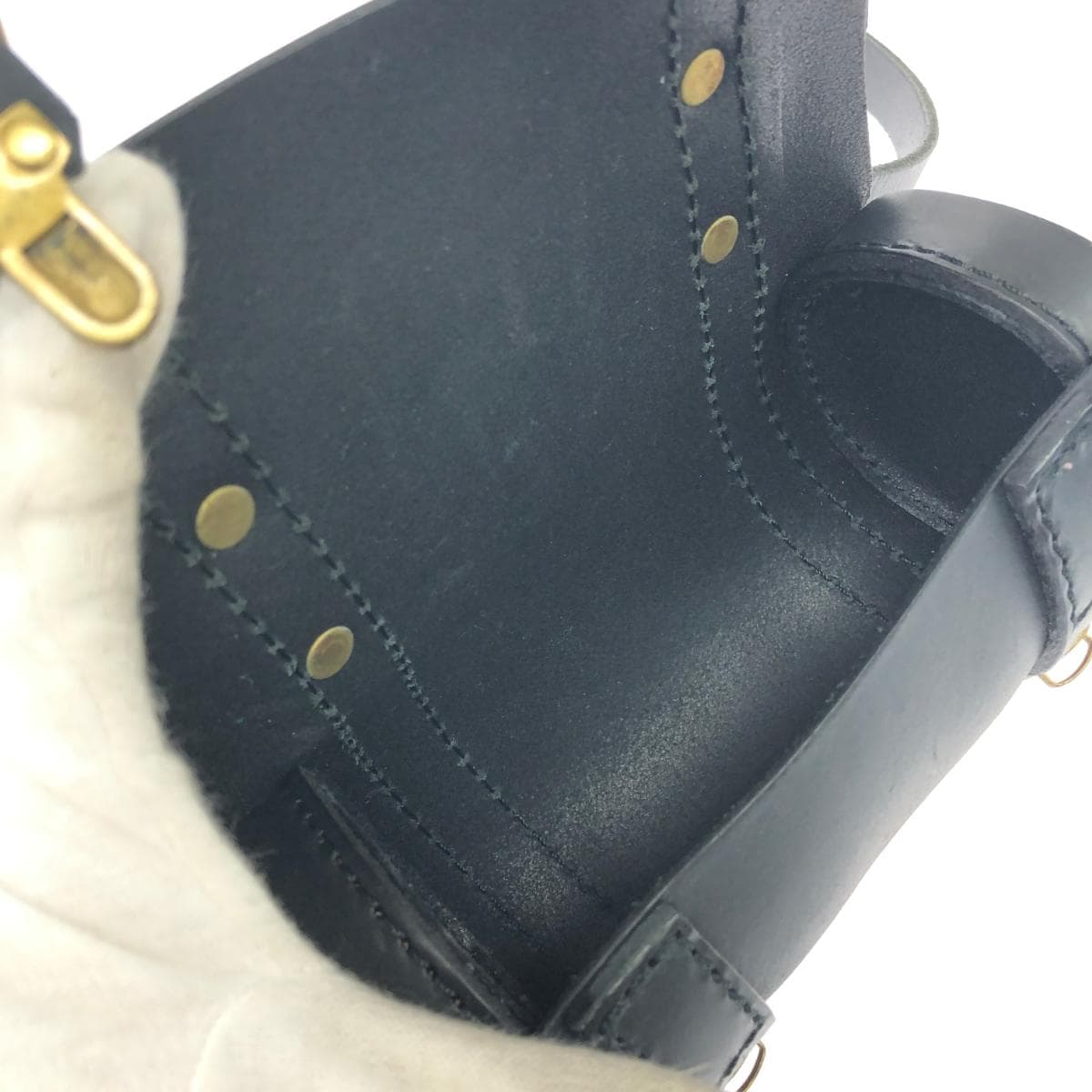 HERZ shoulder bag in good condition, black leather satchel/belt for women, crossbody bag 7