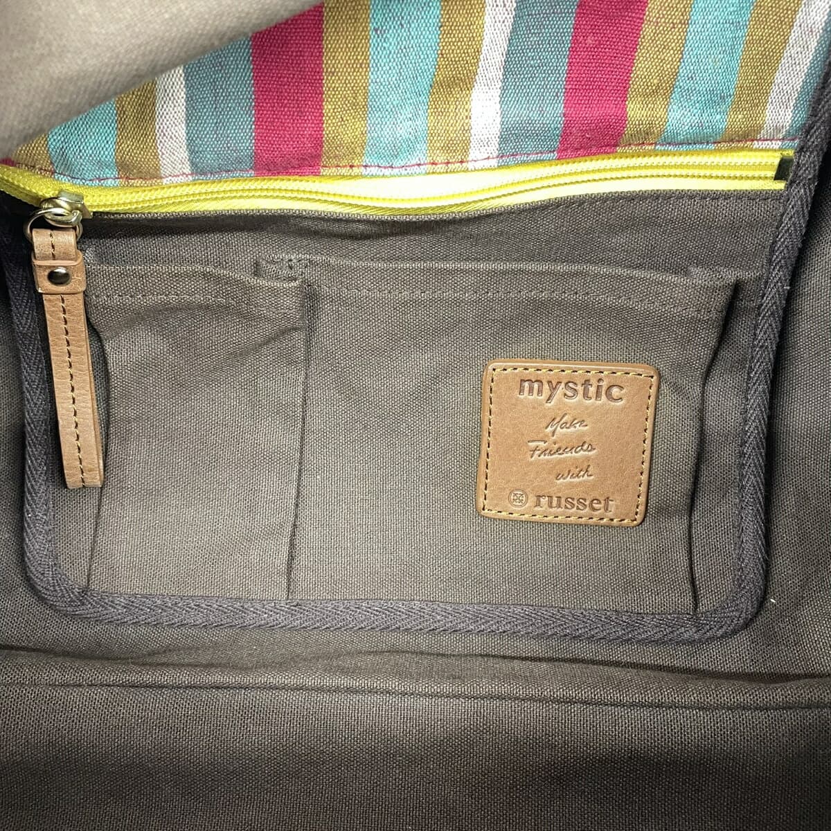 Russet L'assit Mystic x L'assit 2WAY bag in good condition, brown nylon, unisex multifunctional bag 7