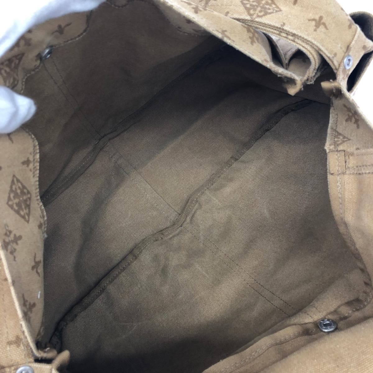 Daily russet Daily Rassit One-Shoulder Bag Good Condition Light Brown Canvas Women's Bag 7