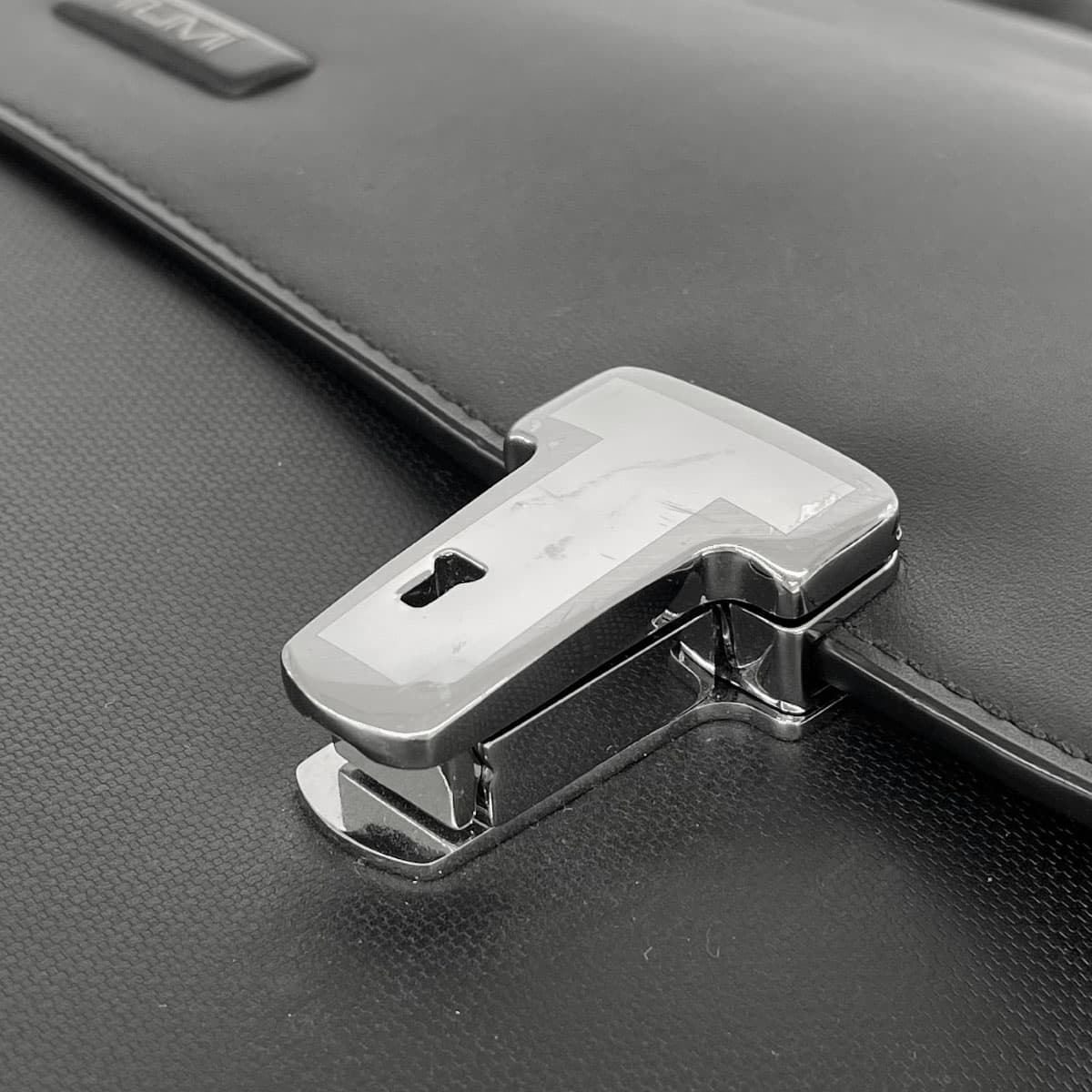 TUMI Formula T TURBO 2WAY Business Bag 2952D Black Nylon × Leather Men's Briefcase Bag Document Bag A4 10