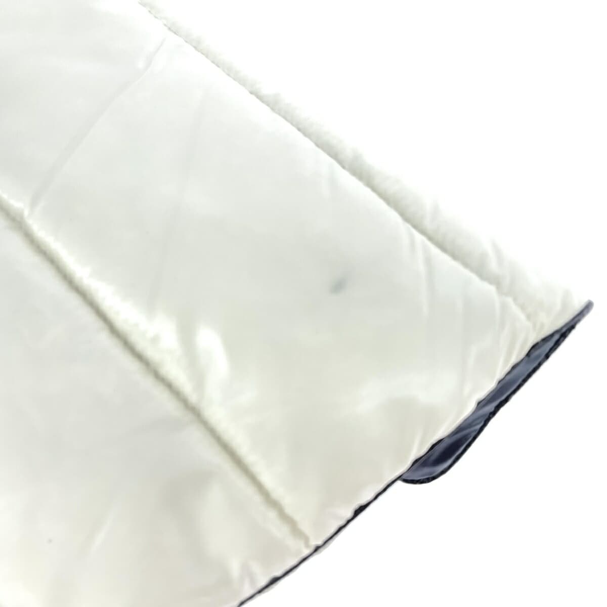 MONCLER BUSTA PIUMINO Clutch Bag Excellent Condition Multicolor Down Nylon Tricolor Unisex Second Bag 4