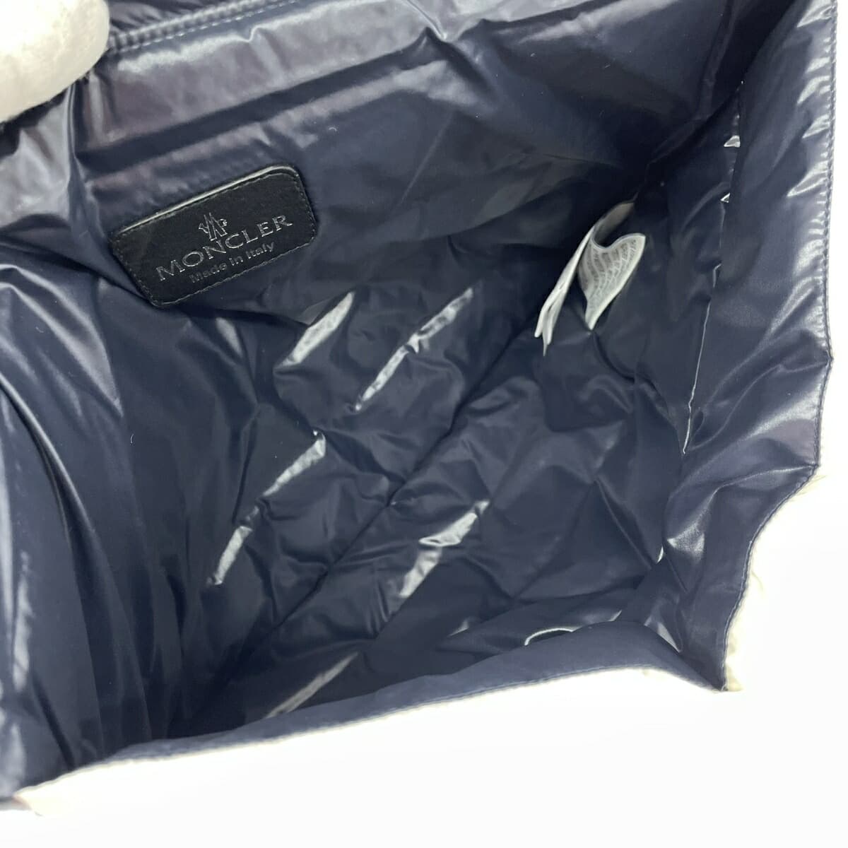 MONCLER BUSTA PIUMINO Clutch Bag Excellent Condition Multicolor Down Nylon Tricolor Unisex Second Bag 7