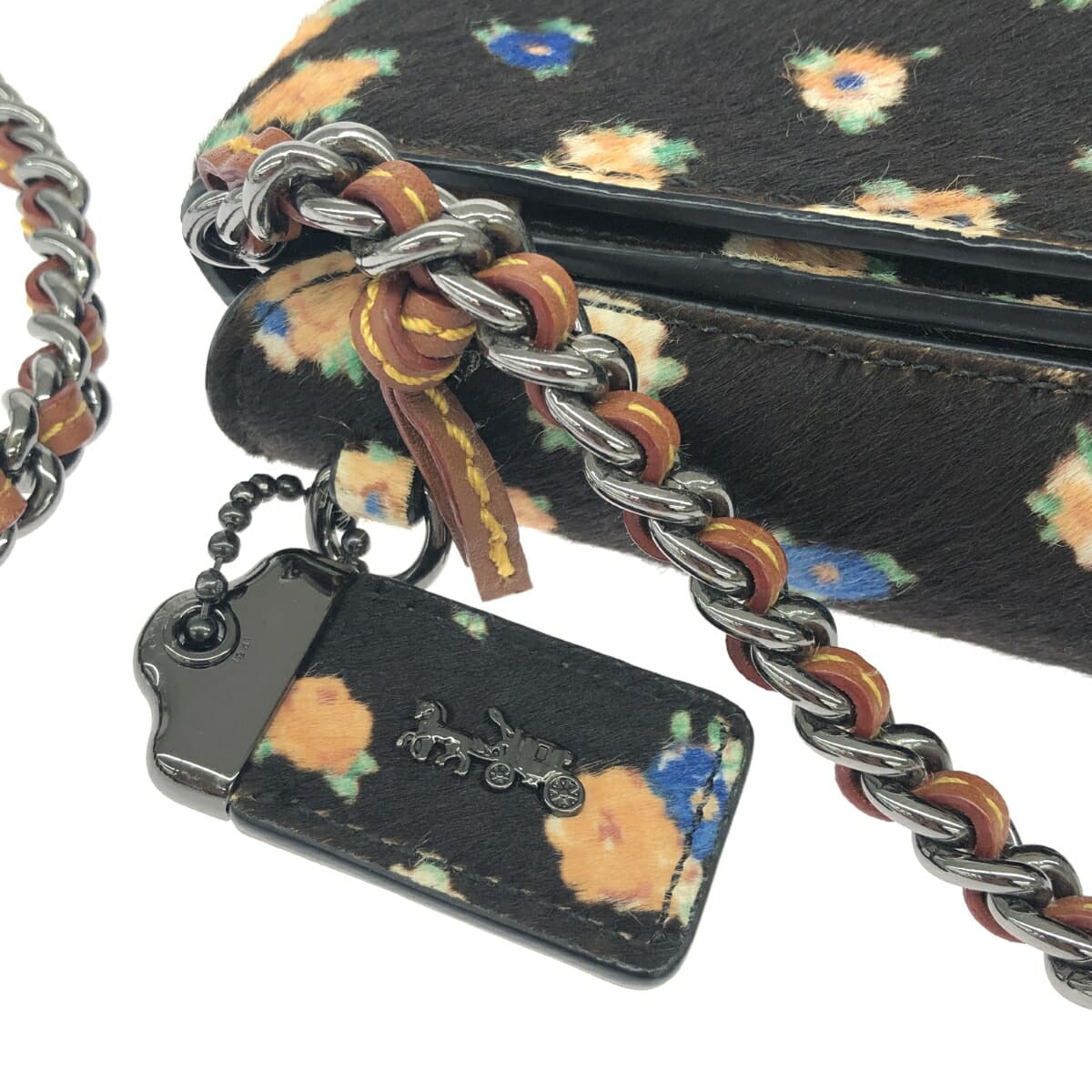 COACH Dinky 24 in excellent condition, floral pattern/turn lock/hair-on leather 38208, black, for women 9