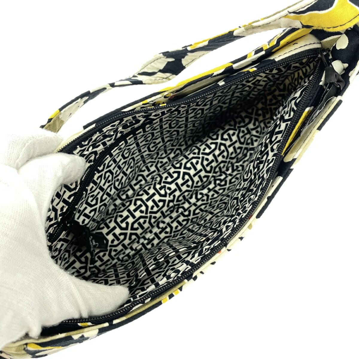 Vera Bradley One Shoulder Bag Quilted Black/Yellow for Women 6