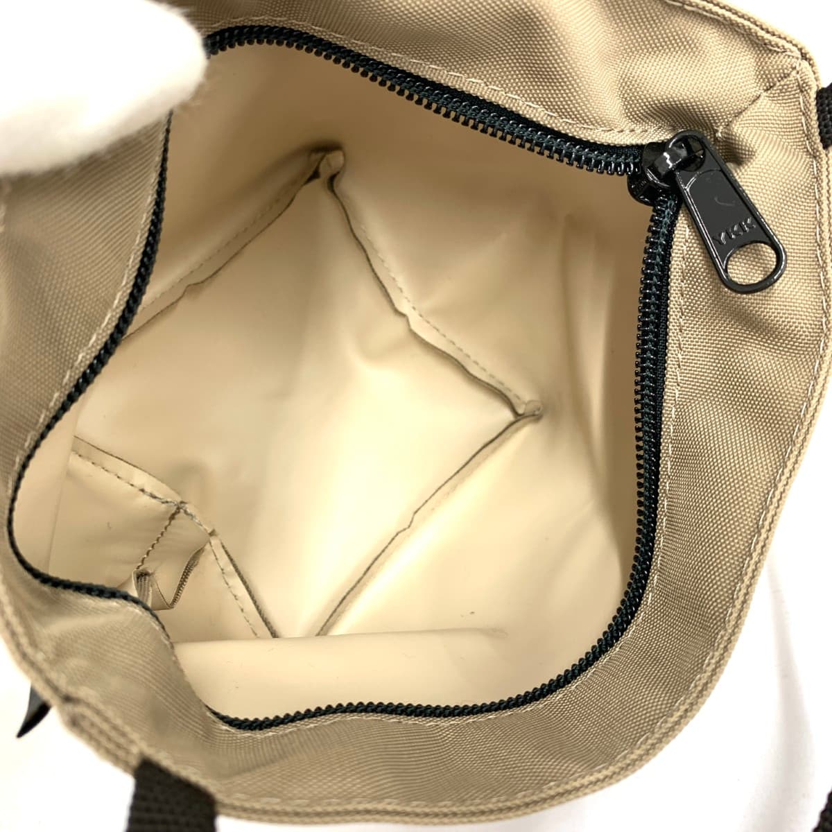 Herve Chapelier mini shoulder bag in boat shape, good condition, nylon, beige, ladies 6