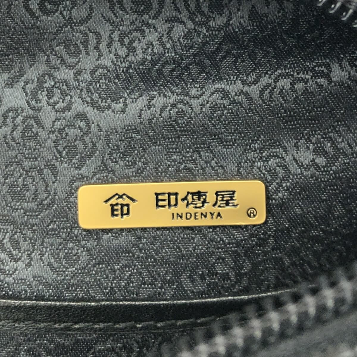 Inden-ya Handbag Rose Pattern / Black Ground Deer Leather Black Lacquer Black Ladies 6