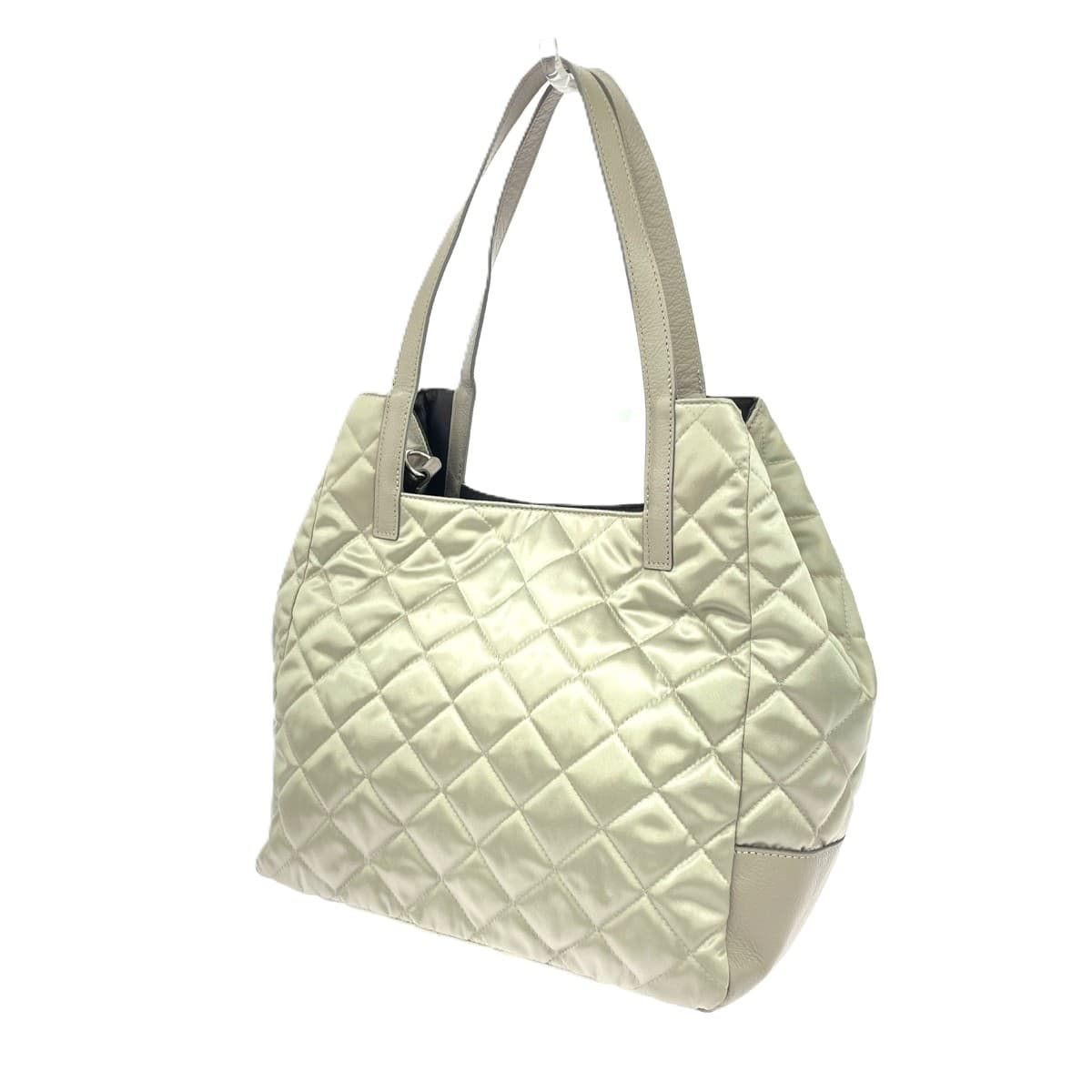 russet Lattice Quilted Tote Bag Quilted/Cloud Nylon Gray Women's 3