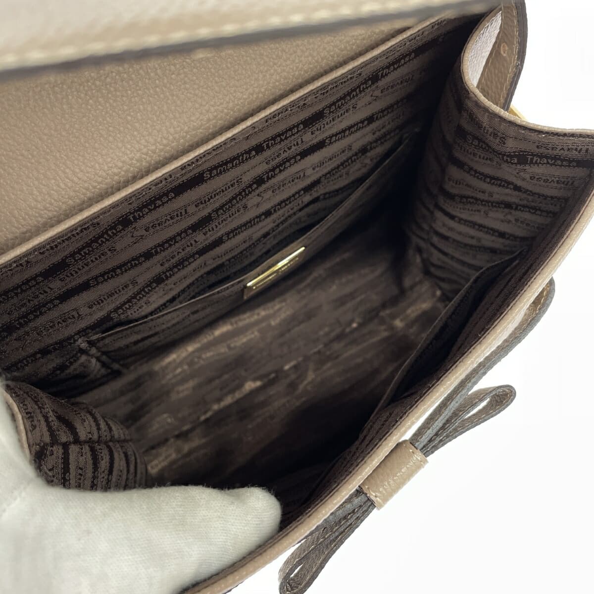 Samantha Thavasa M'shushu Leather Greige Women's 6