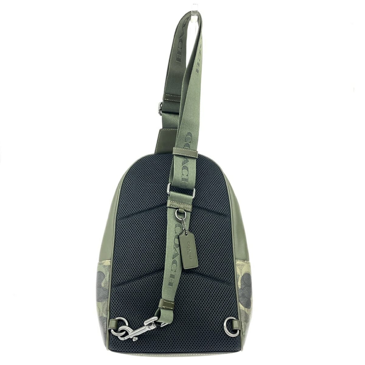 COACH Body Bag in Excellent Condition Signature/Camo Print/PVC/Dark Shamrock Multi CW312 Khaki 7