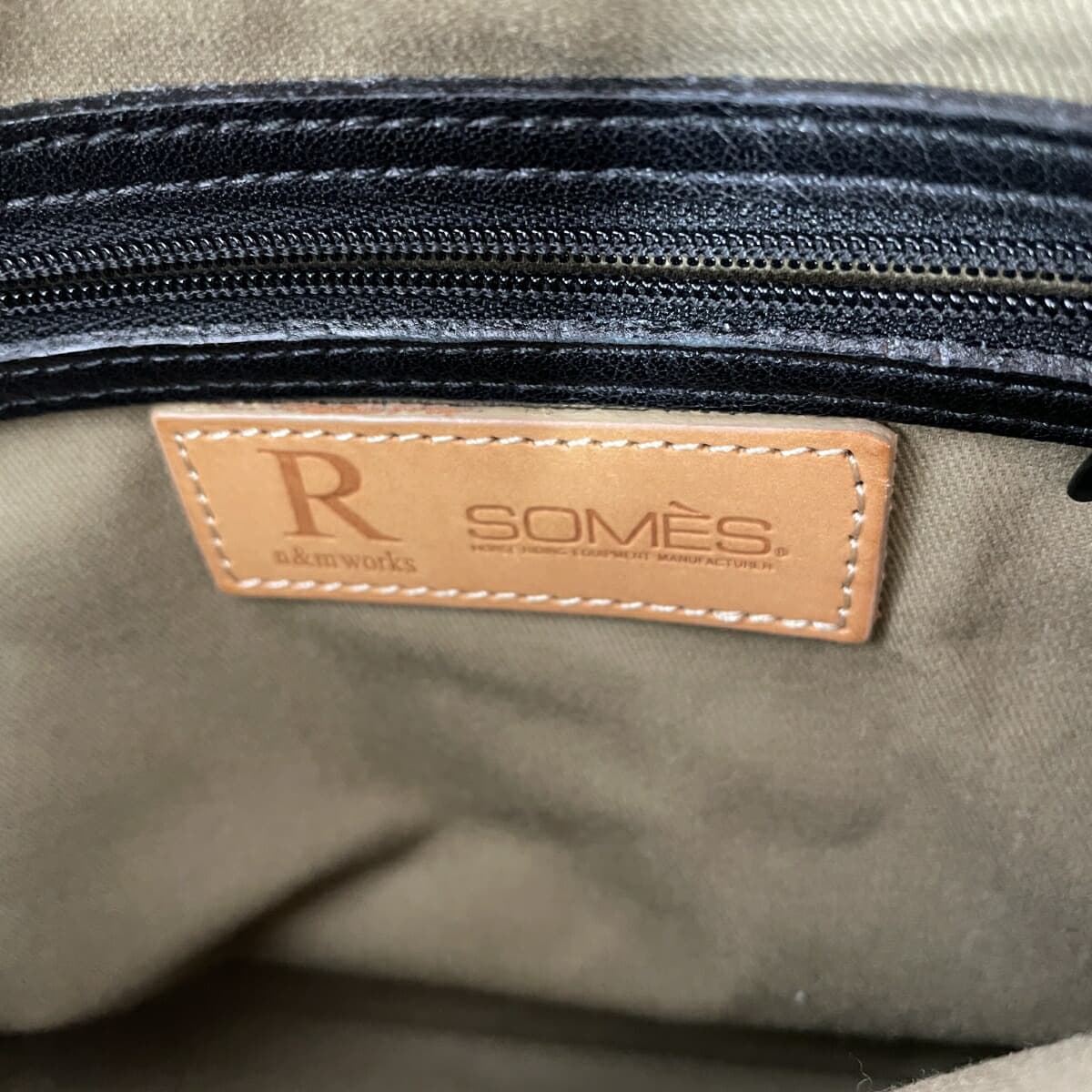 SOMES SADDLE x n&m works / Handbag Leather Black Women's 5