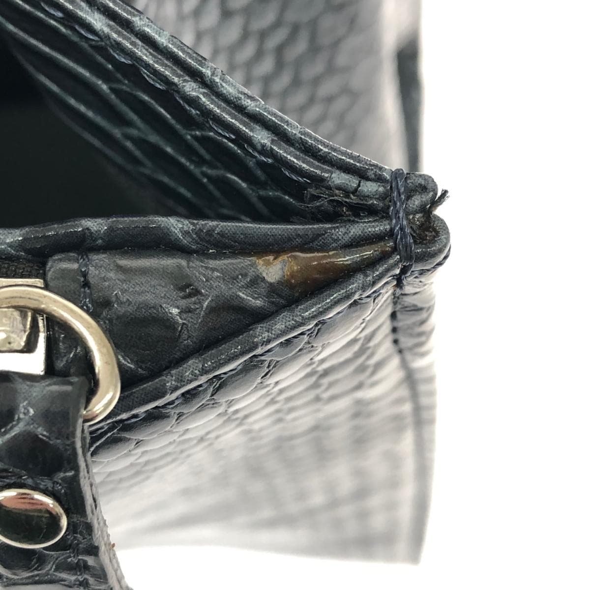 HANAE MORI 2WAY Handbag in excellent condition Heartful Papillon / Logo Plate / Python Embossed / Leather Gray Ladies 7