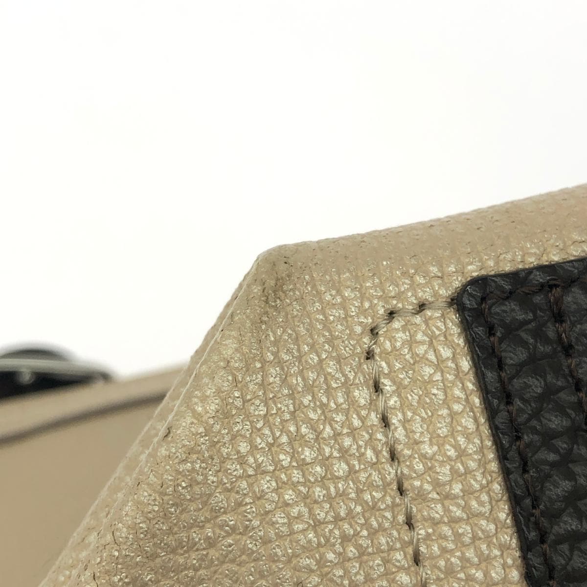 A.D.M.J (Accessoires De Mademoiselle) Accessoires De Mademoiselle Jap Shoulder Bag Leather Gold Color Women's 8