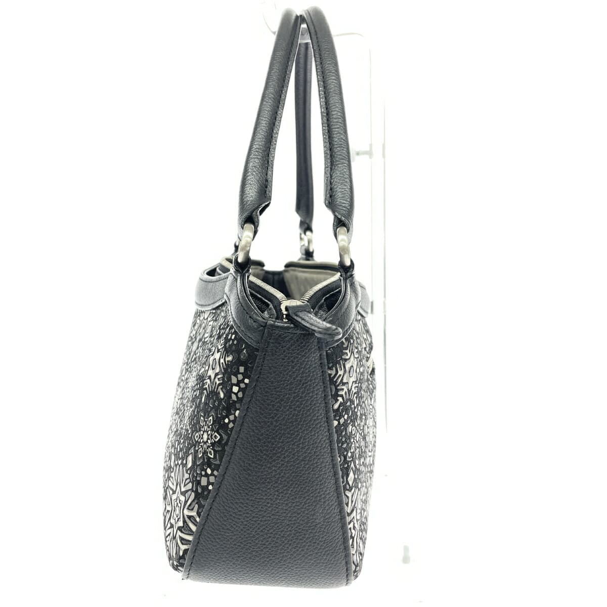 Inden-ya Handbag Good Condition / Black Ground Deer Leather with Black Lacquer Women's 2