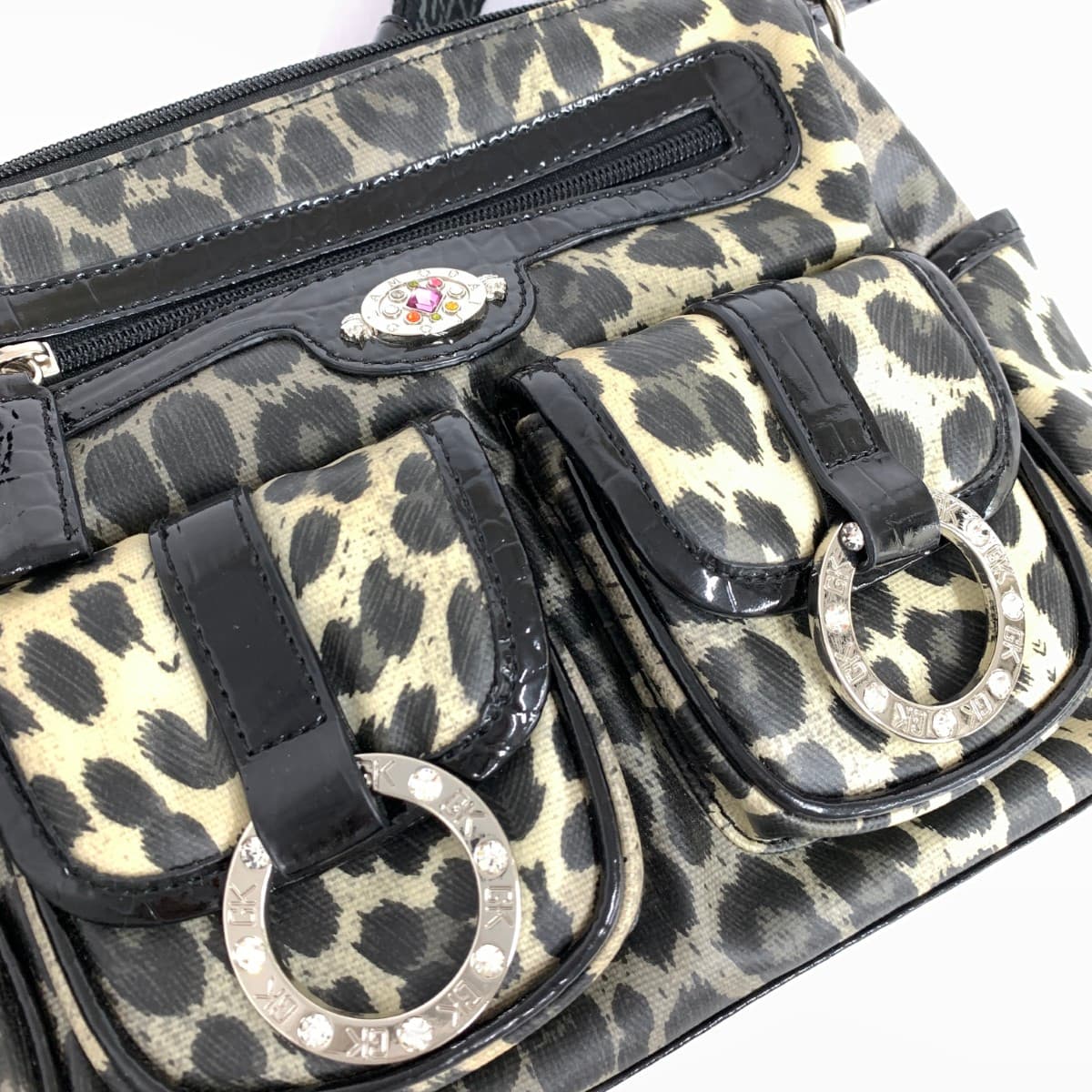 ITALIYA Italy Itariya GK Itariya shoulder and body bag leopard rhinestone GK logo PVC black for ladies 6