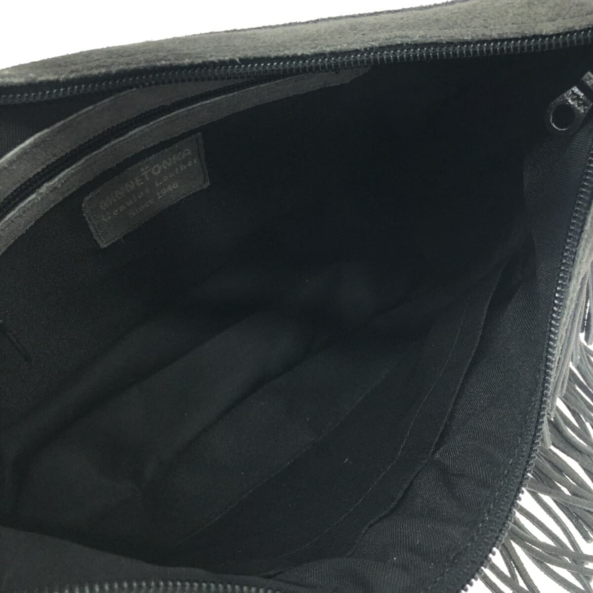 Minnetonka One Shoulder Bag Fringe/Suede Gray Women's 6