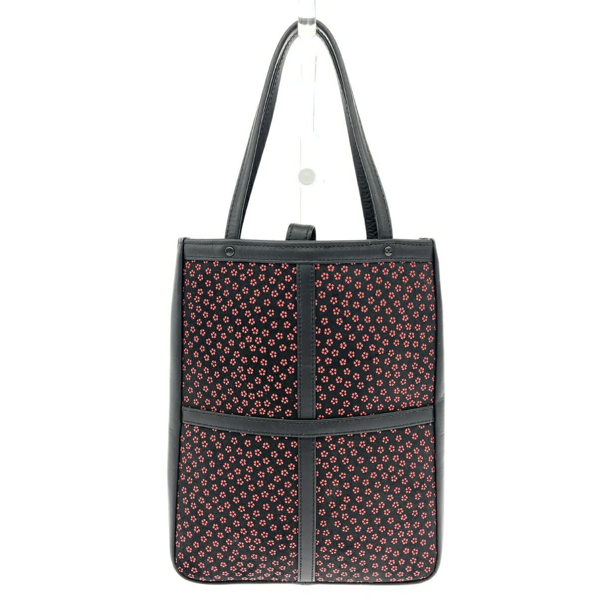Inden-ya Small Handbag, Small Cherry Blossom Pattern / Black Ground Deer Leather with Red Lacquer, Ladies