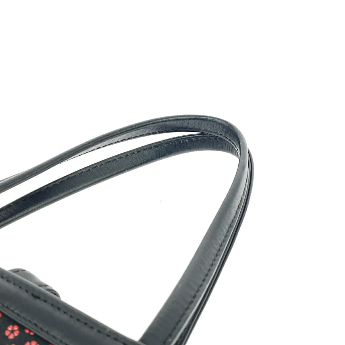 Inden-ya Small Handbag, Small Cherry Blossom Pattern / Black Ground Deer Leather with Red Lacquer, Ladies 5