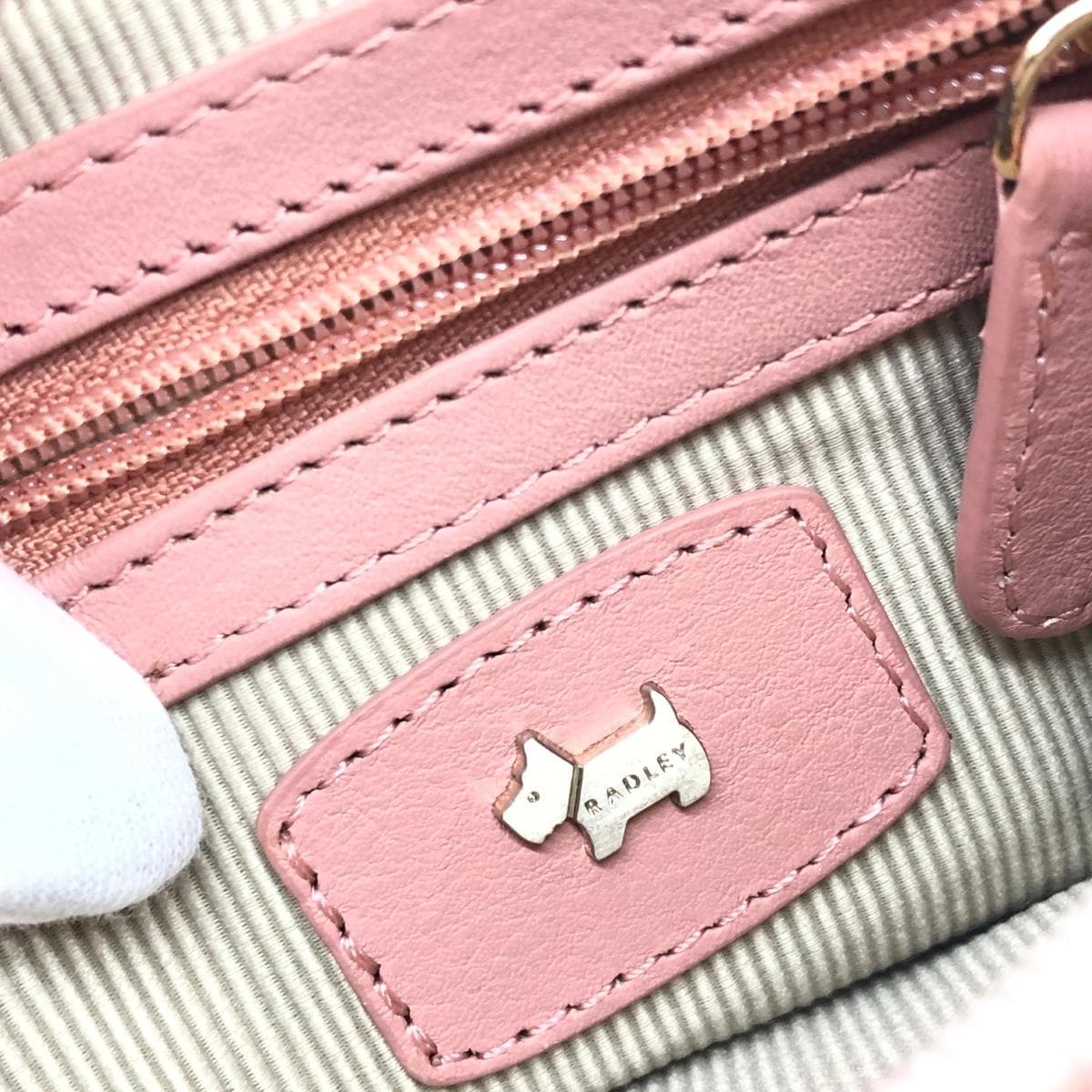 RADLEY LONDON Shoulder Bag in Excellent Condition, Leather, Pink, Women's 6