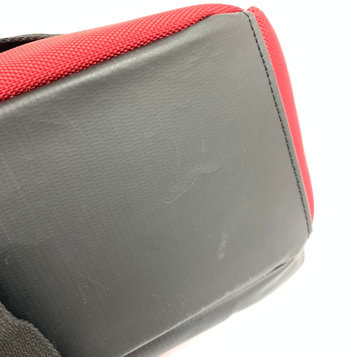 ETSUMI Etsumi Camera Bag Excellent Condition Nylon Red Unisex 7