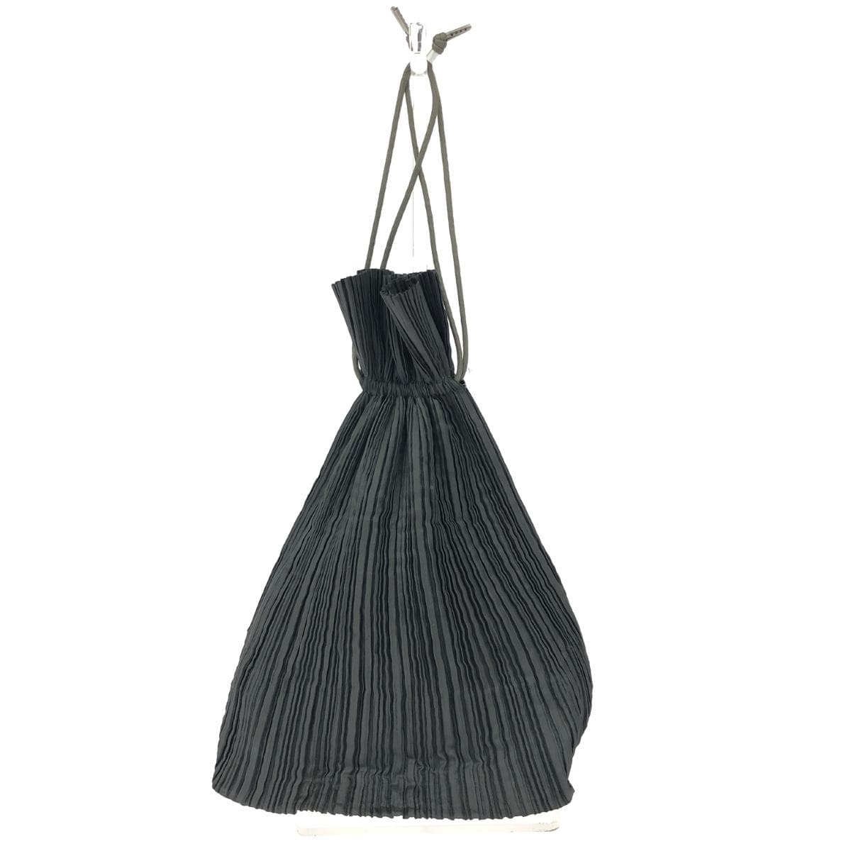 ISSEY MIYAKE Drawstring Bag Good Condition Pleats Gray Women's