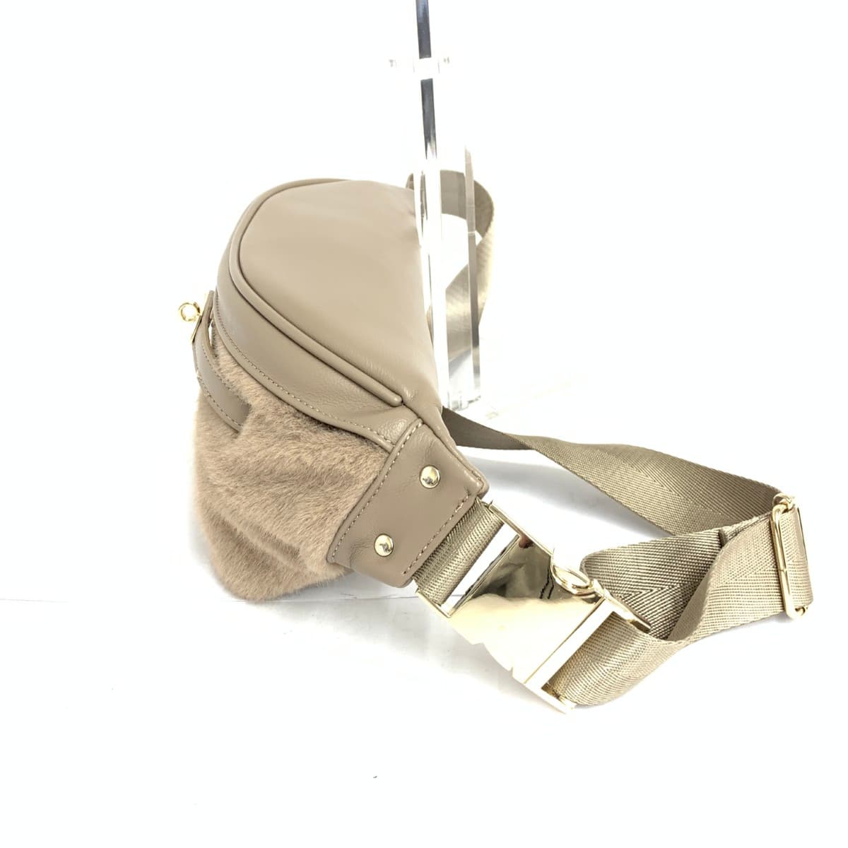 LOUNIE Body Bag, Unused Item, PVC × Fake Fur, Beige, Women's 2